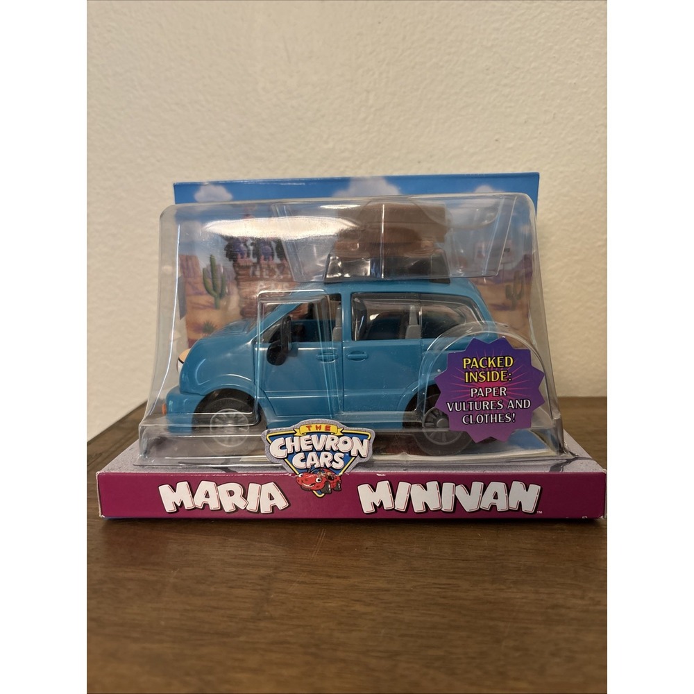 Chevron Cars Maria Minivan With Luggage Collectible Toy Car 2006 NEW (g4)